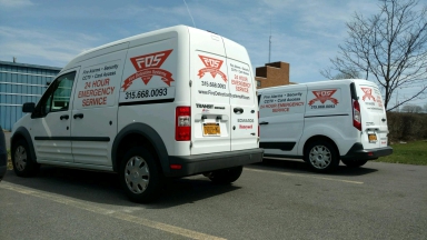 Fleet vehicle small business advertising